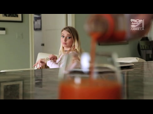 ❤️ Gadis panas dengan payudara besar dan vagina ketat mendapat ayam dari pecundang, tapi sangat keras ️❌ Porno di porno id.pornodil.ru